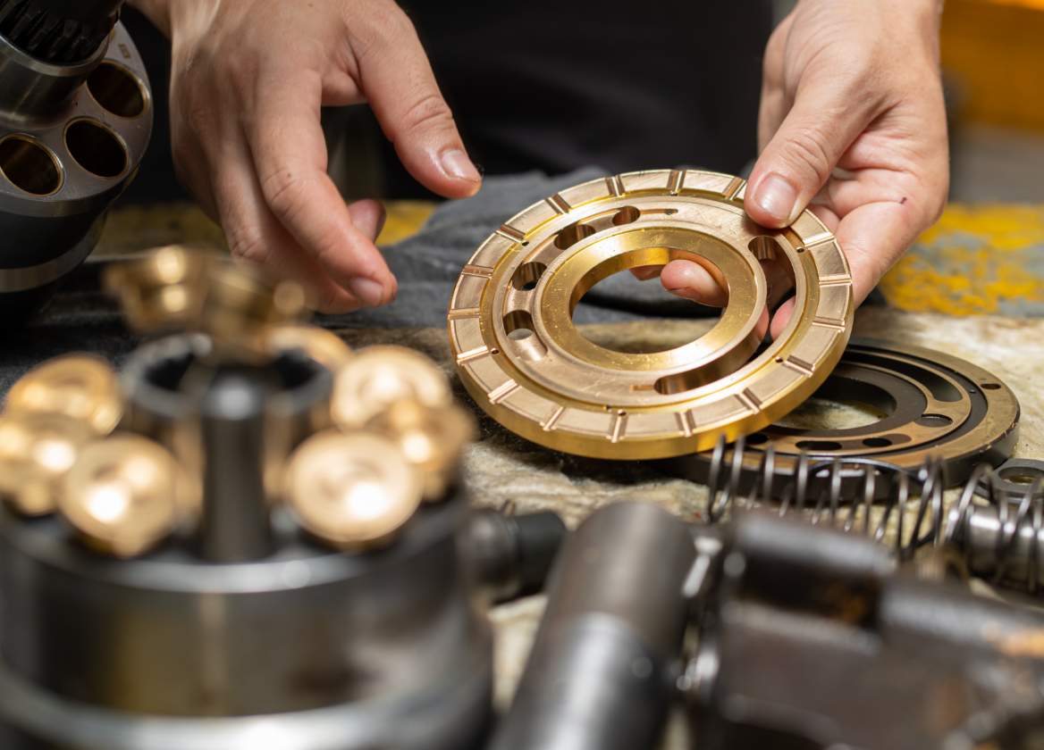 Riparazione e revisione pompe e motori idraulici
